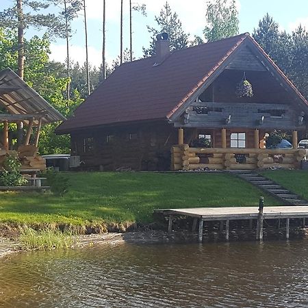 Oksa Puhkemaja Guest House Voru Ngoại thất bức ảnh
