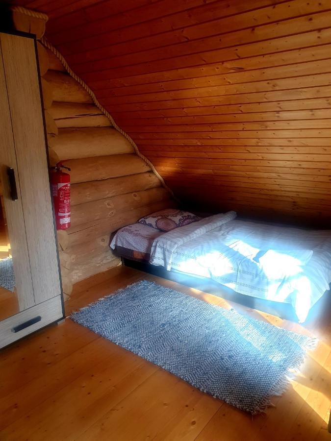 Oksa Puhkemaja Guest House Voru Ngoại thất bức ảnh