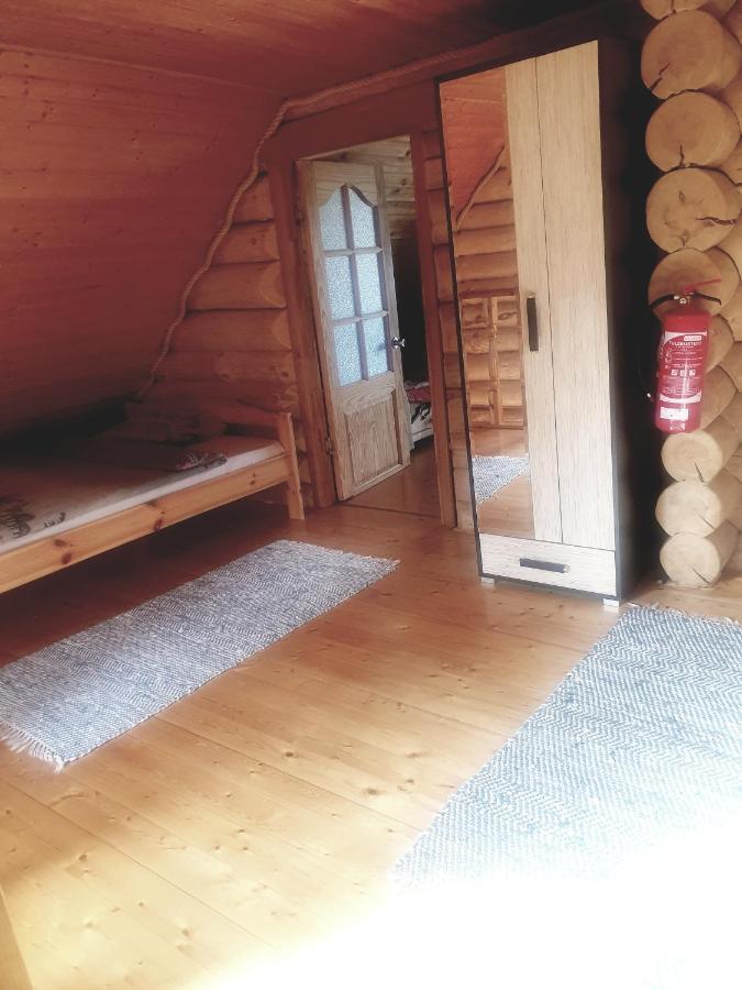 Oksa Puhkemaja Guest House Voru Ngoại thất bức ảnh
