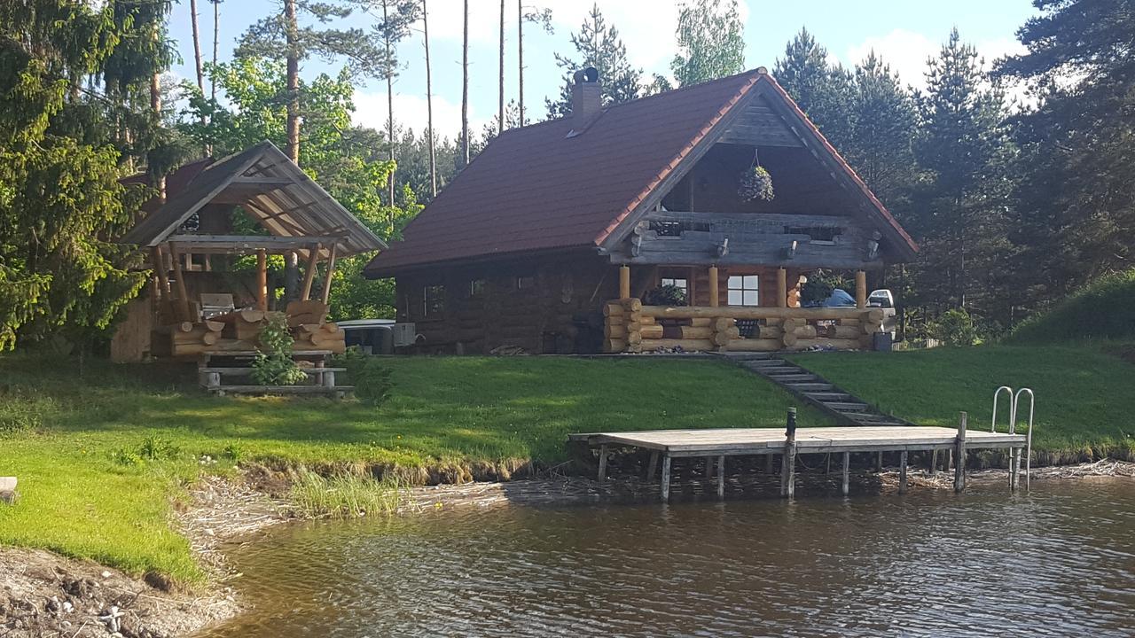 Oksa Puhkemaja Guest House Voru Ngoại thất bức ảnh